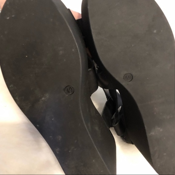 (REVERSED 🚫) STEVE MADDEN PLATFORMS - Picture 4 of 5